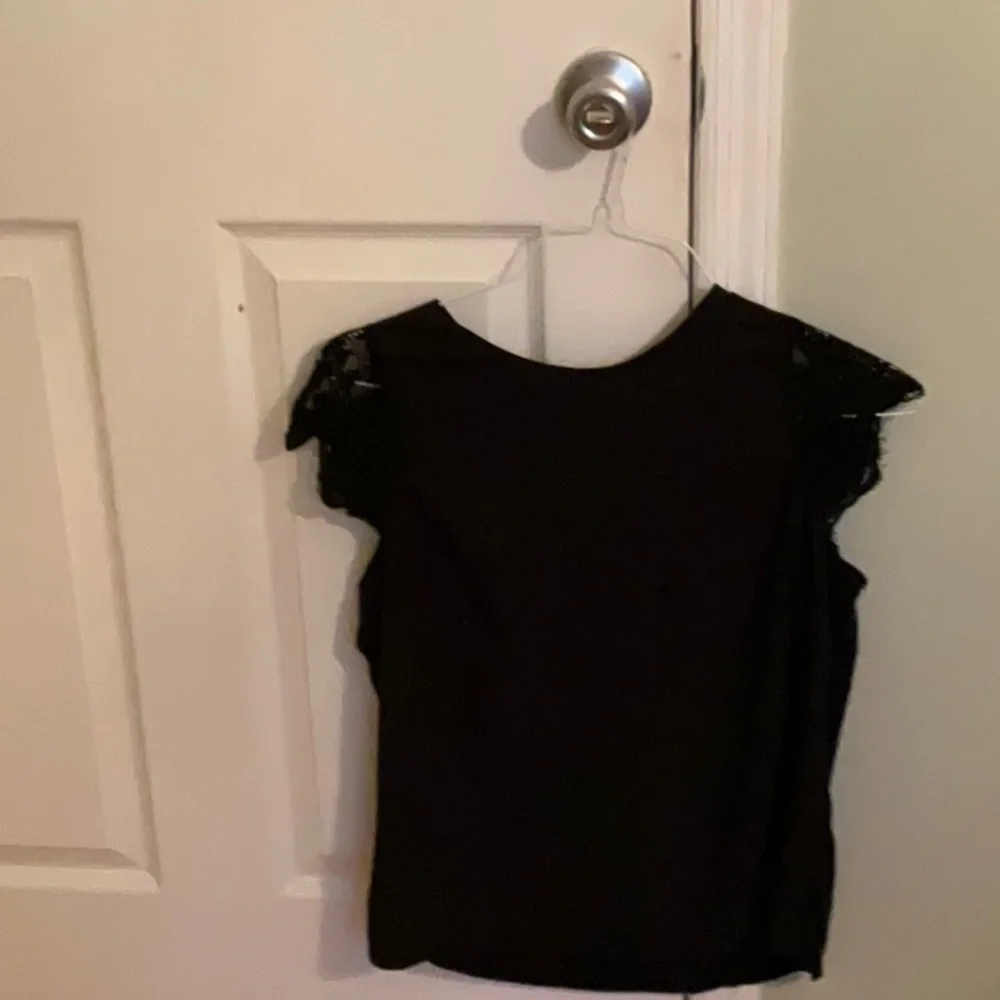 , - Picture 1 of 2